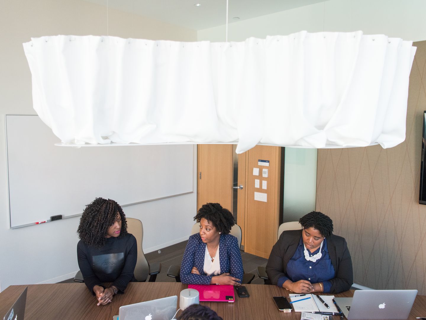 Illustration de l'article « CSE : de nouveaux salariés à inclure dans l’effectif » – Droit du Travail