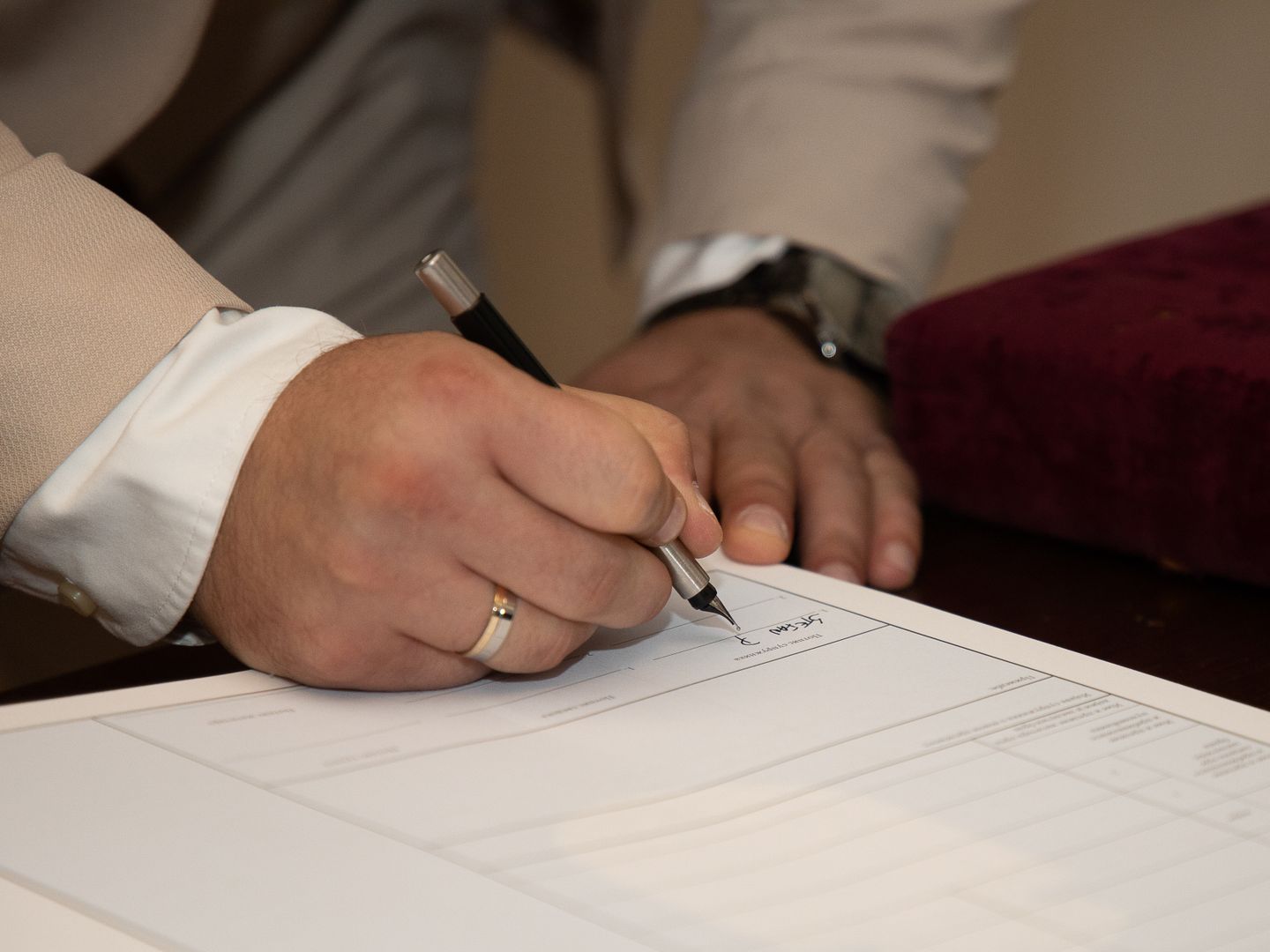 Illustration de l'article « 37 contrats saisonniers reconduits : requalification en CDI » – Contrats de travail