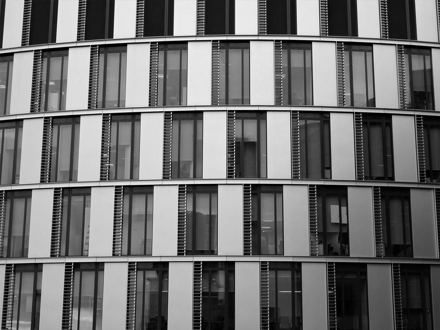 Illustration de l'article « L'employeur et la société peuvent être poursuivis en cas de non-signalement d’une infraction…