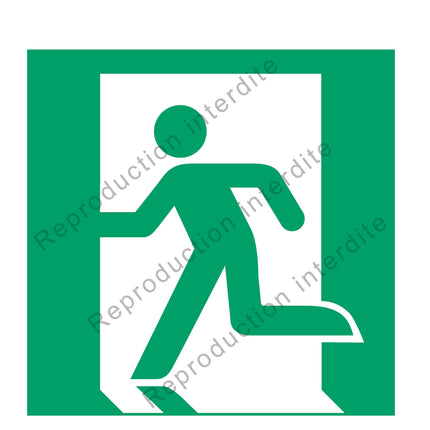 Sortie de secours (à gauche)
